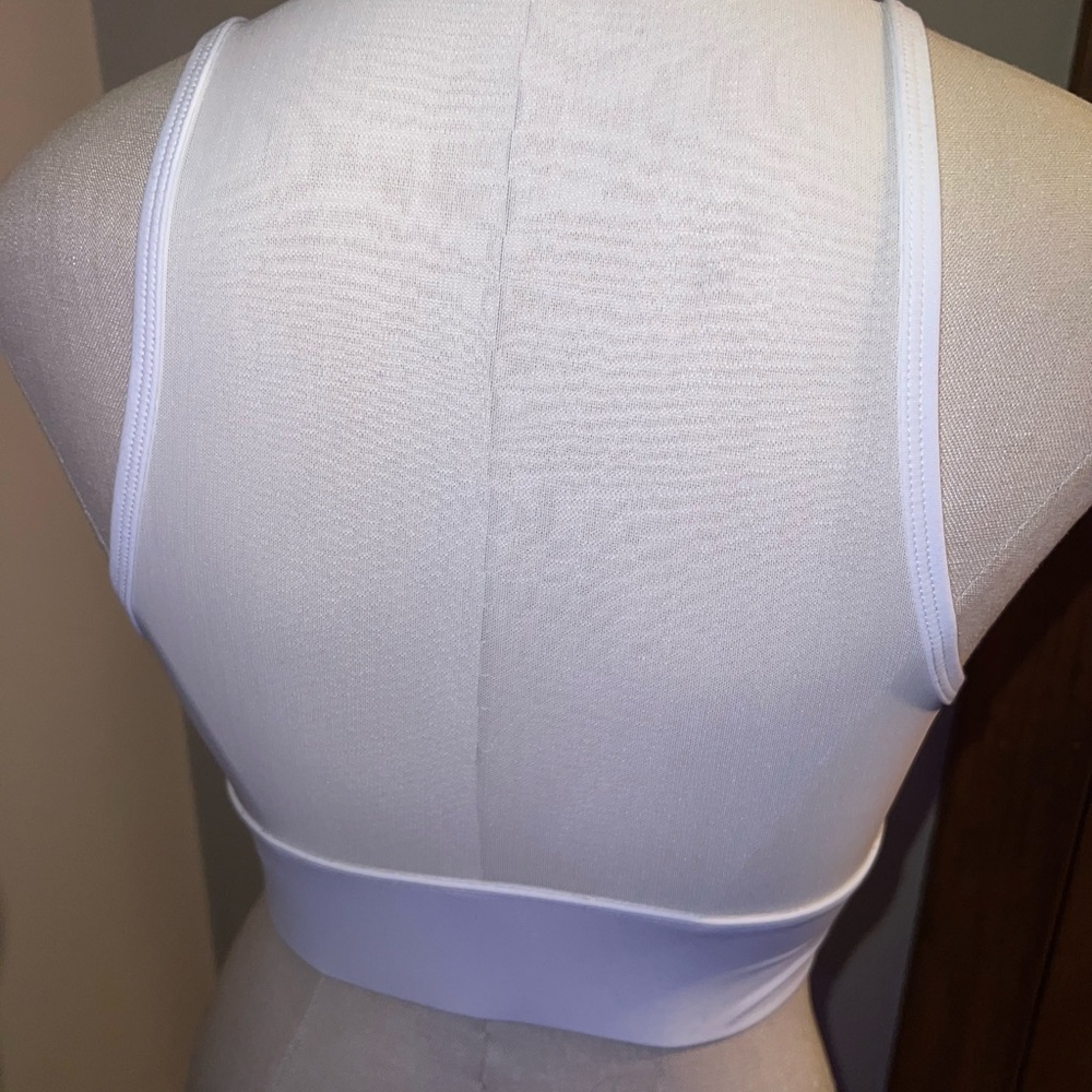 Crop top - Picture 3 of 4